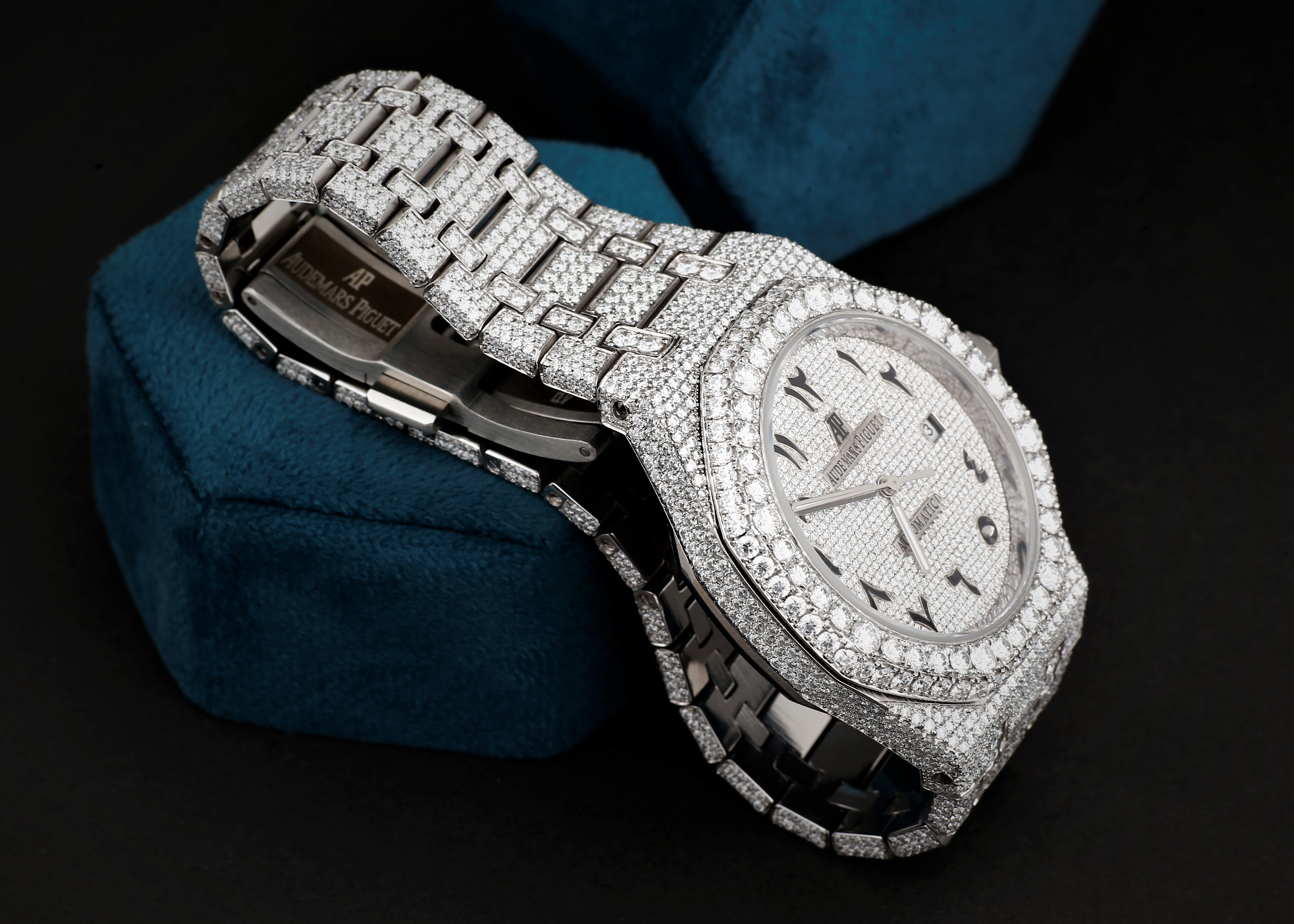 Audemars piguet best sale mens diamond watch